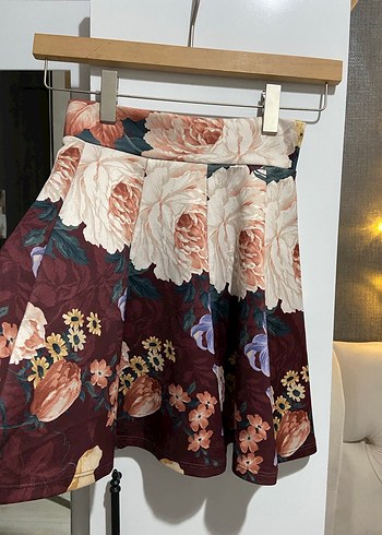 Bordo Çiçek Desenli etek - Görsel 3