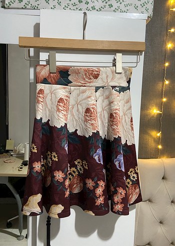 Bordo Çiçek Desenli etek - Görsel 2