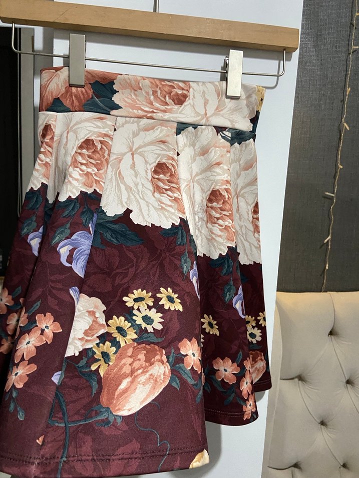 Bordo Çiçek Desenli etek - Görsel 4