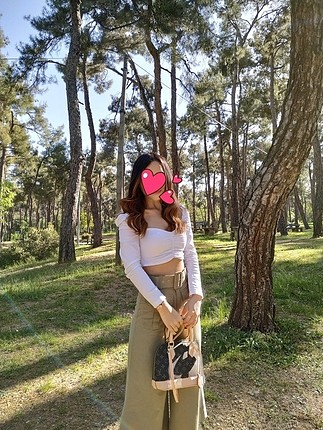 Beyaz croptop