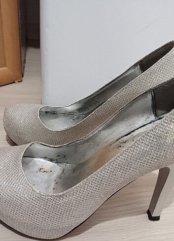 37 Beden gri Renk Topuklu ayakkabı