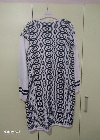 Desenli Bohem Uzun Örgü Kadın Hırka - Görsel 4