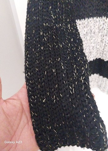 Gri Çizgili Kadın Triko Kazak - Görsel 4