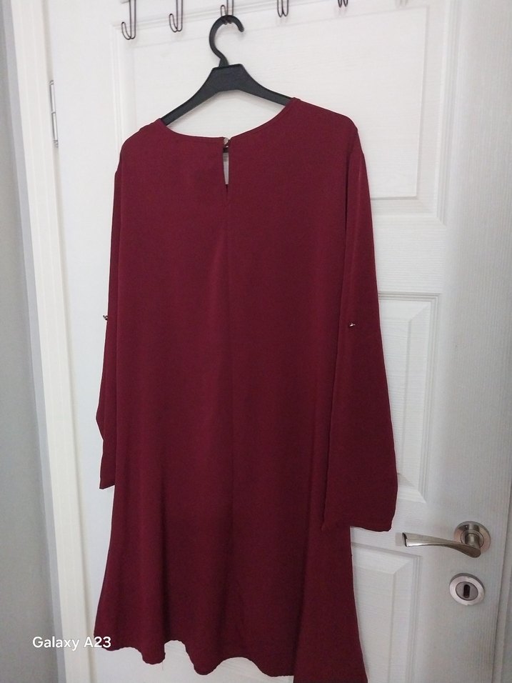 Bordo Düğmeli Uzun Kollu Midi Tunik - Görsel 3