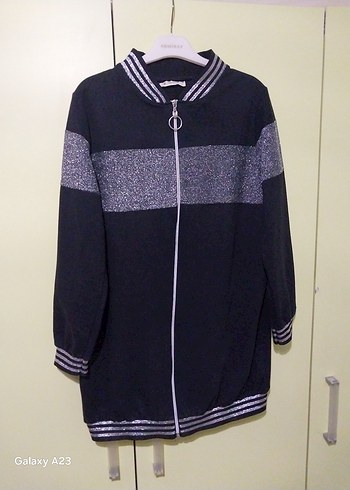 Gri Şeritli Siyah Uzun Fermuarlı Kadın Ceket - Görsel 2