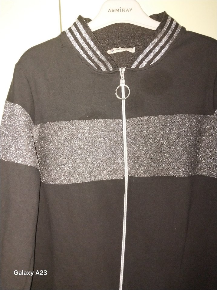 Gri Şeritli Siyah Uzun Fermuarlı Kadın Ceket - Görsel 3