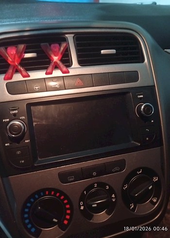 Kırmızı Araç Medya Oynatıcı - Görsel 6