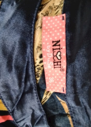 Kısa Kollu Desenli Mini elbise - Görsel 4