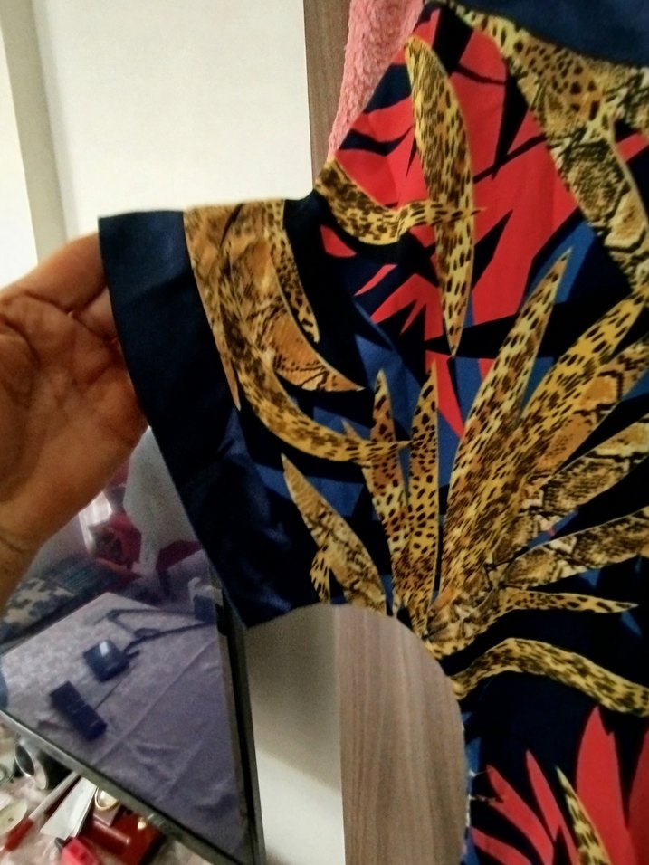 Kısa Kollu Desenli Mini elbise - Görsel 3