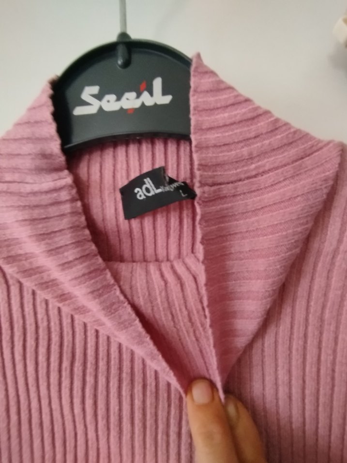 Pembe Boğazlı İnce Triko Kadın Kazak - Görsel 3