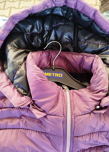 Mor Kapüşonlu Kadın Kışlık Mont - Görsel 5