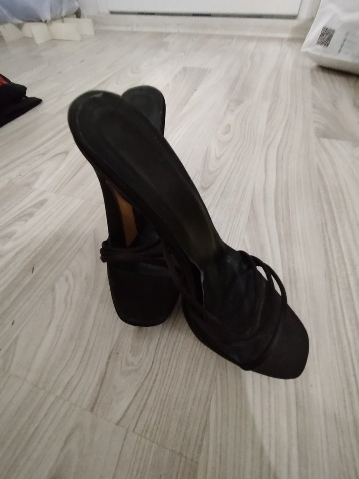 Siyah Minimalist Topuklu Kadın Ayakkabı - Görsel 4