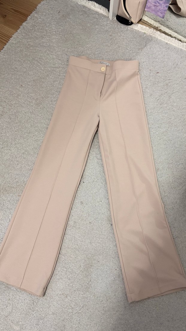 Bej Yüksek Bel Düz Paça Pantolon — görsel 2/4
