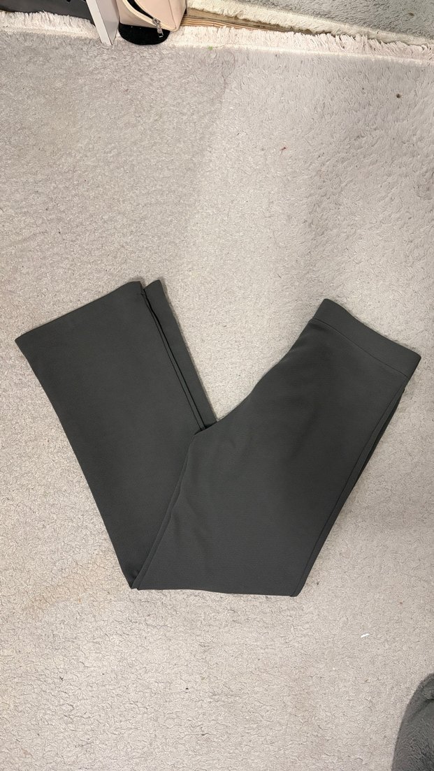Şık ve Rahat Yüksek Bel Pantolon — görsel 3/4