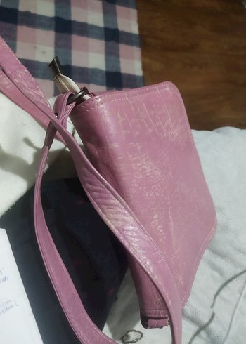 Pembe Deri Kadın Çanta Tokalı - Görsel 2