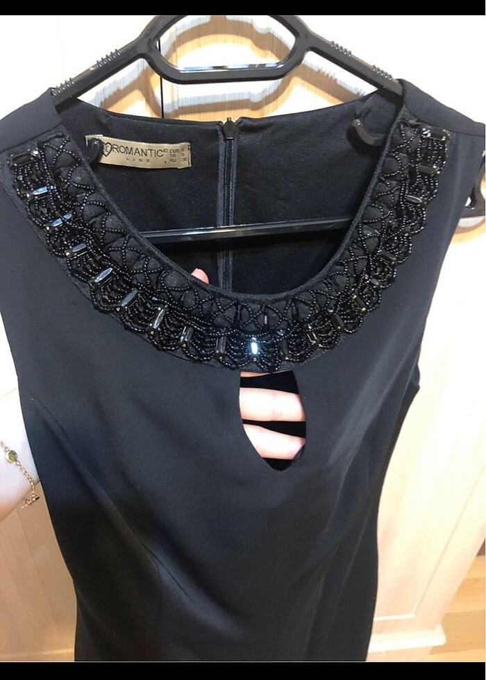 Siyah Elbise - Görsel 2