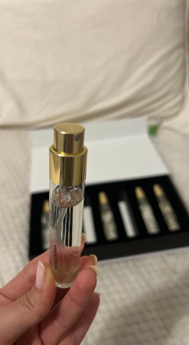 Ariana grande sweet like candy - Görsel 2