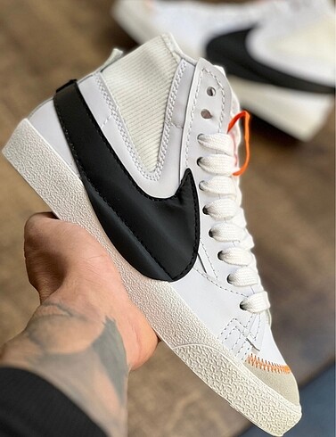 Nike jumbo 77