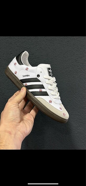 Adidas samba çiçek desenli