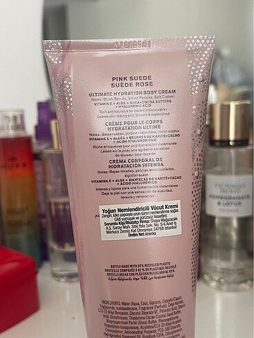 Bath & Body Works BBW Pink Suede Vücut Kremi