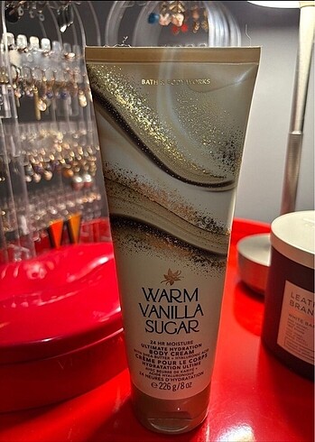 BBW Warm Vanilla Sugar Vücut Kremi
