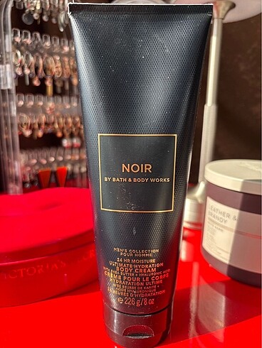 BBW Noir Vücut Kremi 226ml
