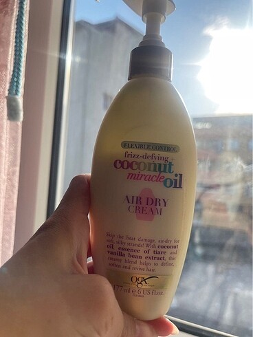 OGX Coconut Miracle Oil Bakım Kremi - Görsel 4