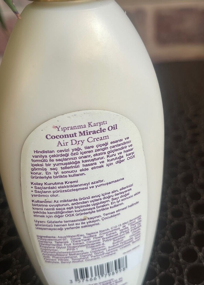 OGX Coconut Miracle Oil Bakım Kremi - Görsel 3