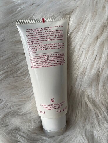 Clarins Clarins Bright Body Lotion