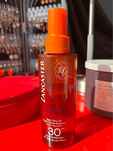 Lancaster Sun Beauty Satin Dry Oil SPF30