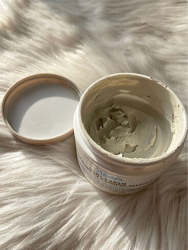 Beden Rare Earth Deep Pore Cleansing Masque
