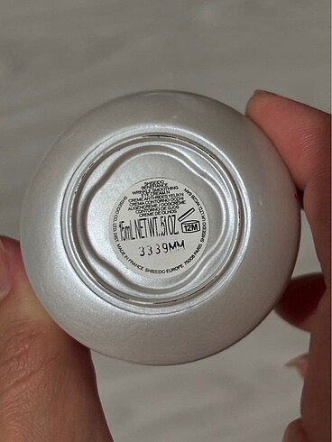Beden Benefiance Wrinkle Smoothing Eye Cream