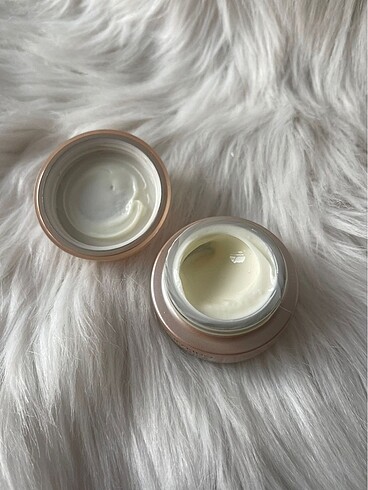 Shiseido Benefiance Wrinkle Smoothing Eye Cream