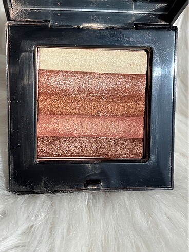Beden Renk Shimmer Brick Compact Highlighter Bronze