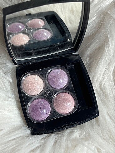Beden Chanel Les 4 Ombres 51 Stage Lights