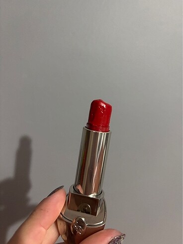 Beden Guerlain 25 Garconne Aynalı Ruj