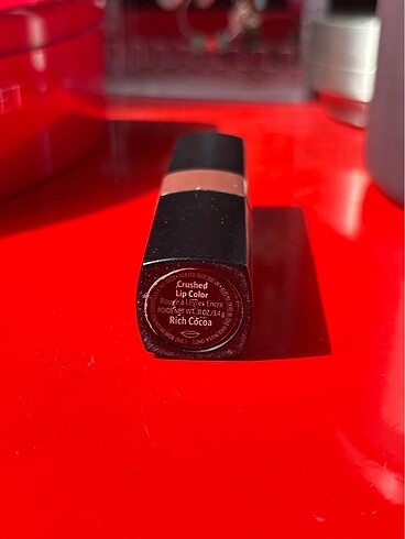 Beden Bobbi Brown Rich Cocoa Crushed Lip Color