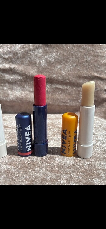 Beden Renk NIVEA SPF Lip Balm