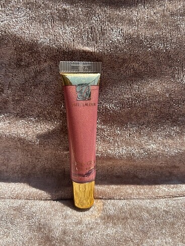 Beden Estee Lauder High Lip Gloss 10 Rose