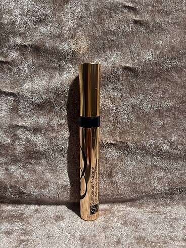 Estee Lauder Sumptuous Extreme Rimel