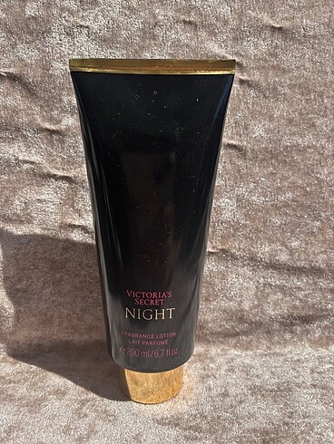 ORİJİNAL VS Night Fragrance Body Lotion