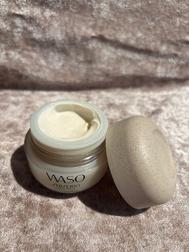  Beden Renk Waso Shikulime Mega Hydrating Moisturizer