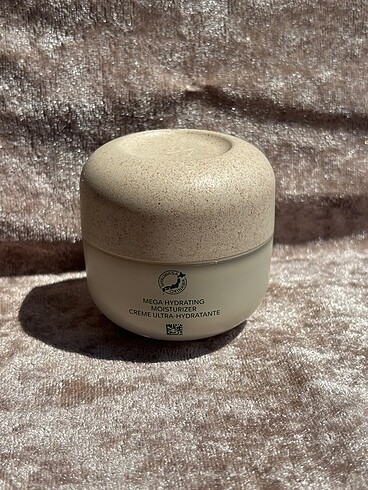  Beden Waso Shikulime Mega Hydrating Moisturizer