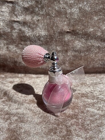  Beden Martinelia Shimmer Dust Pompalı Şişe Vücut Simi
