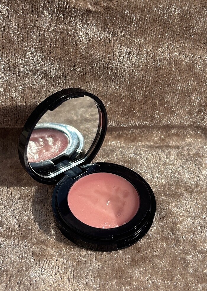 Estee Lauder Pure Color Envy Color Replenish Lip Balm - Görsel 2