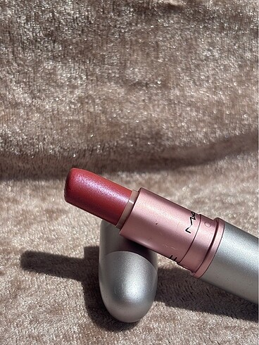 MAC MAC Skew Frost Lipstick