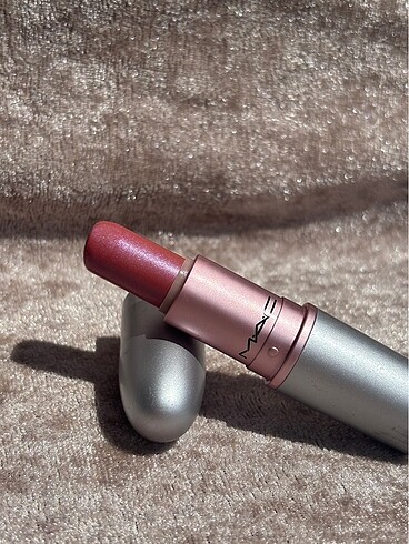 MAC Skew Frost Lipstick