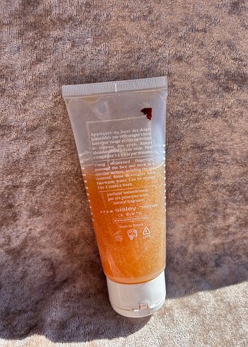 Sisley Gel Nettoyant Gommant Yüz Yıkama Jeli - Görsel 2