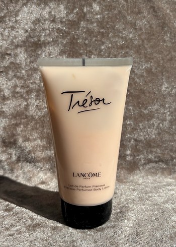 Lancôme Trésor Parfümlü Vücut Losyonu