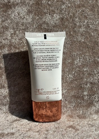  Beden Charlotte Tilbury Healthy Glow Renkli Nemlendirici